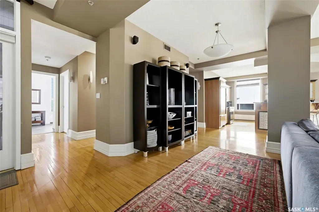 2020 11th Avenue Regina SK S4P 0J3
