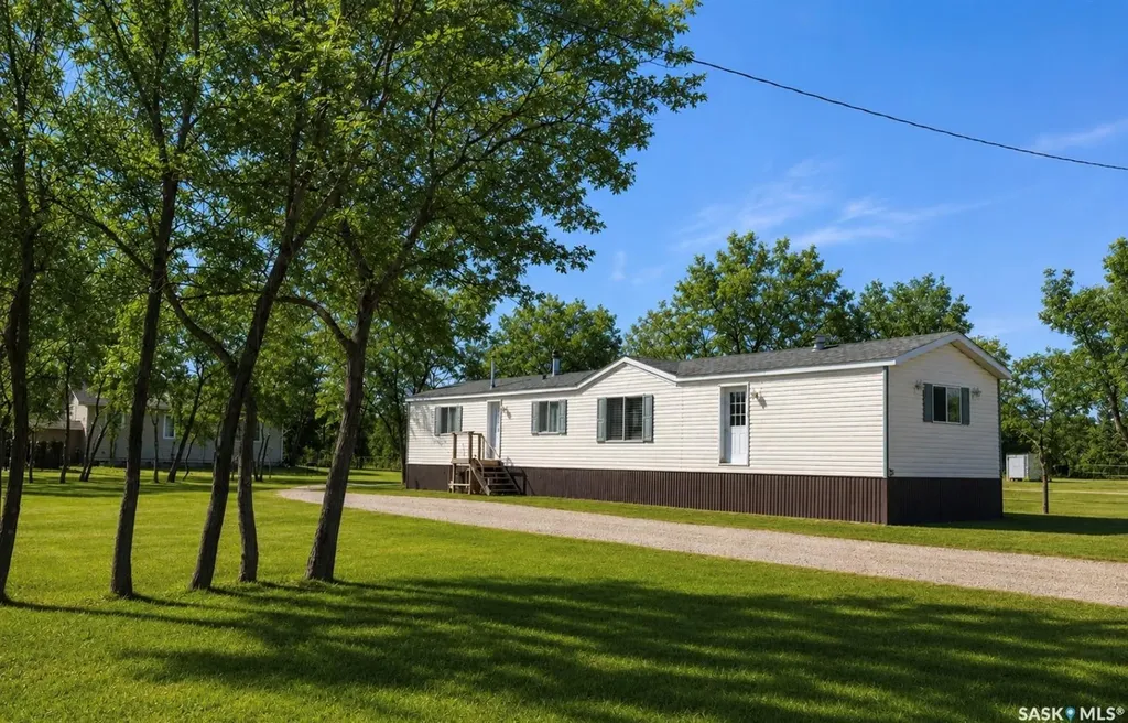 20 H Avenue Willow Bunch SK S0H 4K0