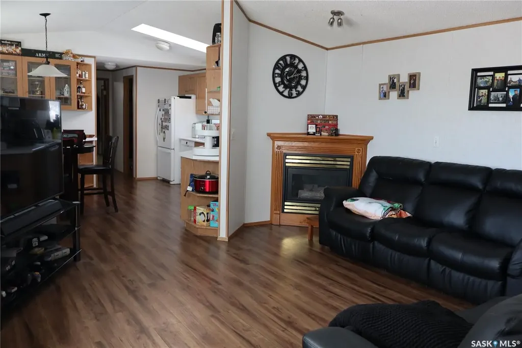 20 H Avenue Willow Bunch SK S0H 4K0