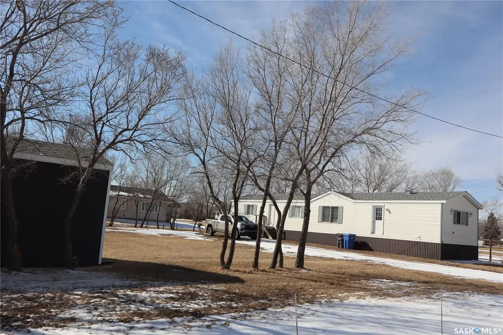 20 H Avenue Willow Bunch SK S0H 4K0