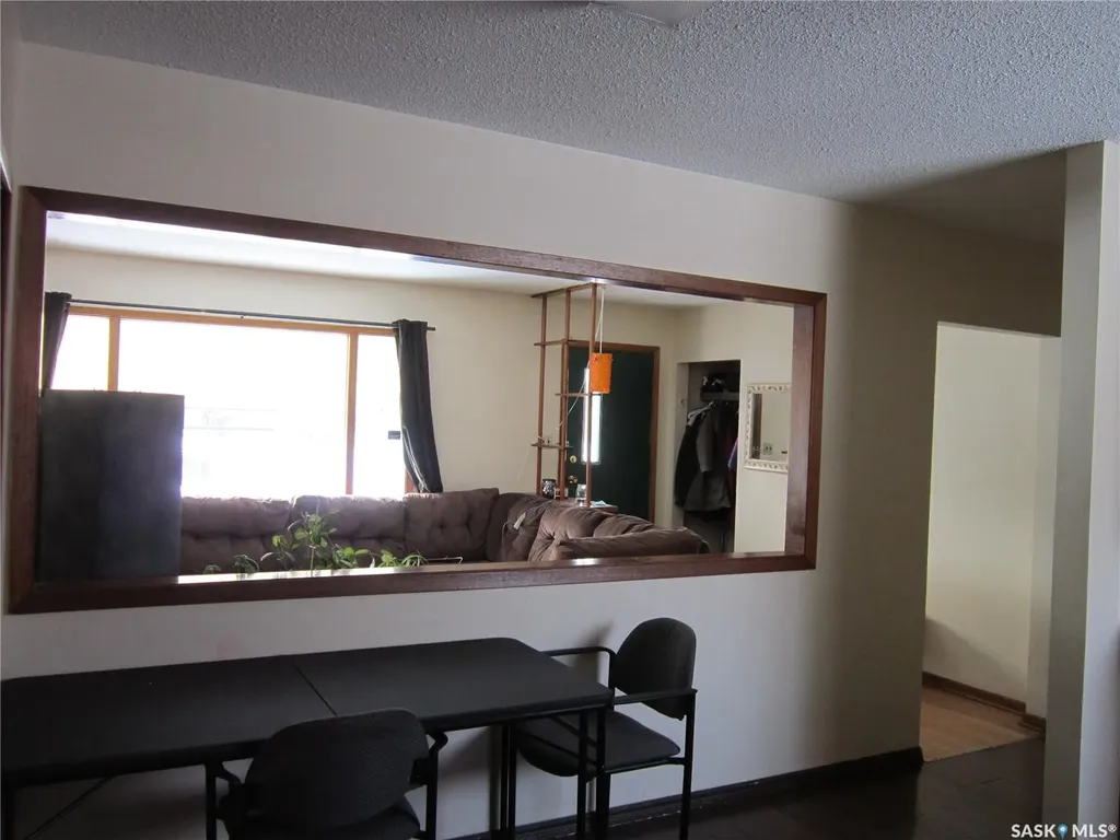 552 6th Street E Prince Albert SK S6V 0N4