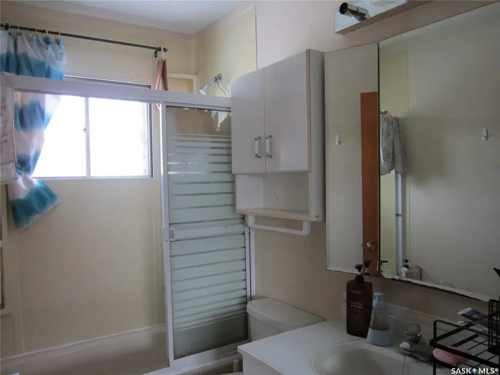 552 6th Street E Prince Albert SK S6V 0N4