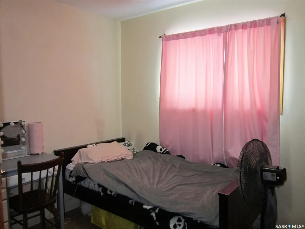 552 6th Street E Prince Albert SK S6V 0N4