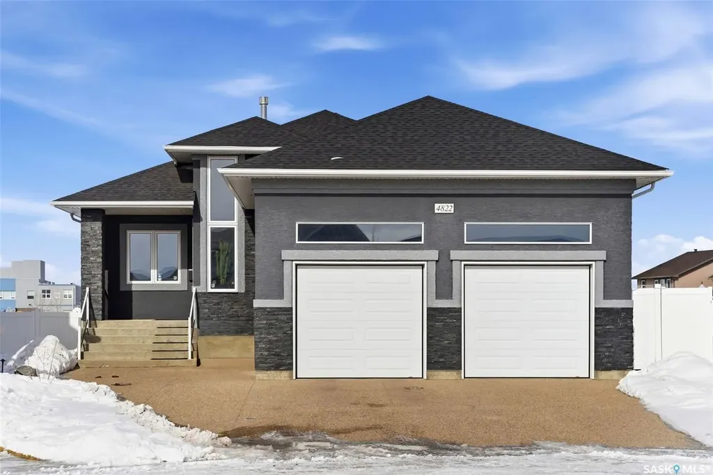 4822 Green View Crescent E Regina SK S4V 3P2