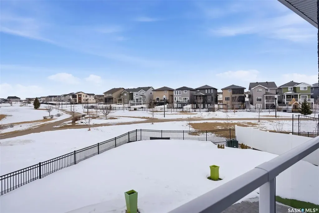 4822 Green View Crescent E Regina SK S4V 3P2