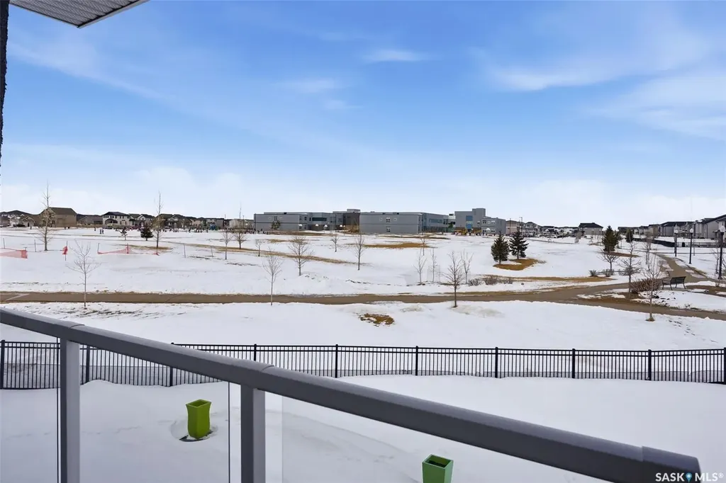 4822 Green View Crescent E Regina SK S4V 3P2