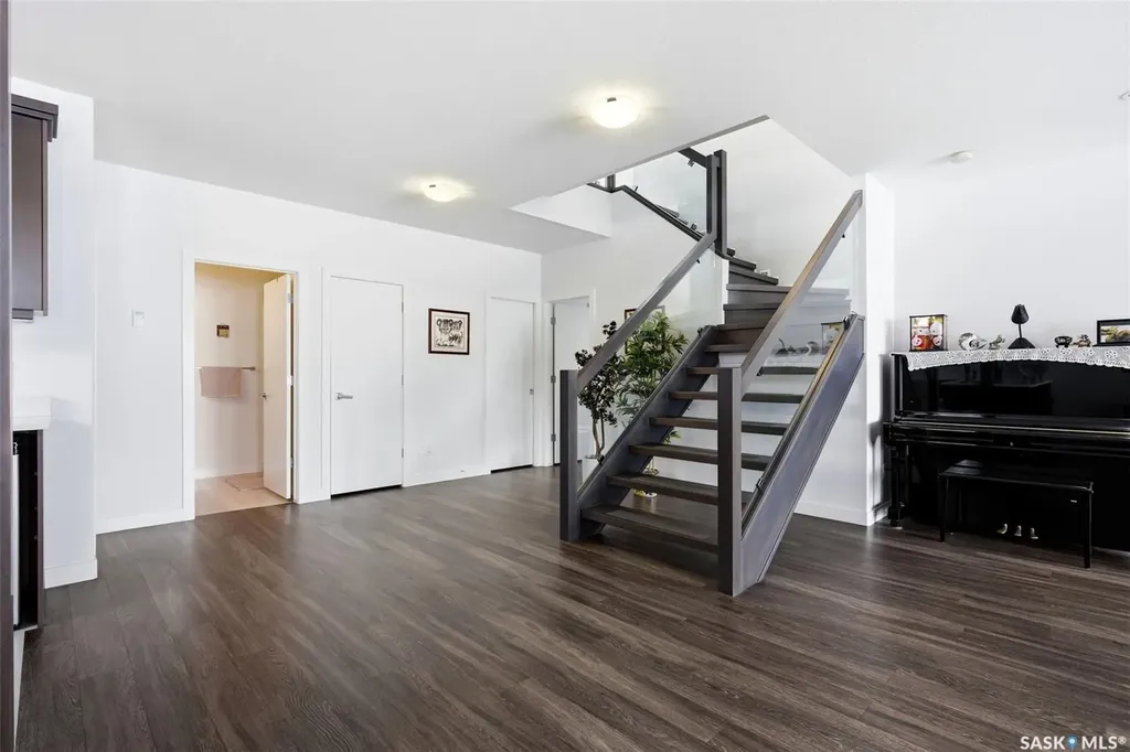4822 Green View Crescent E Regina SK S4V 3P2