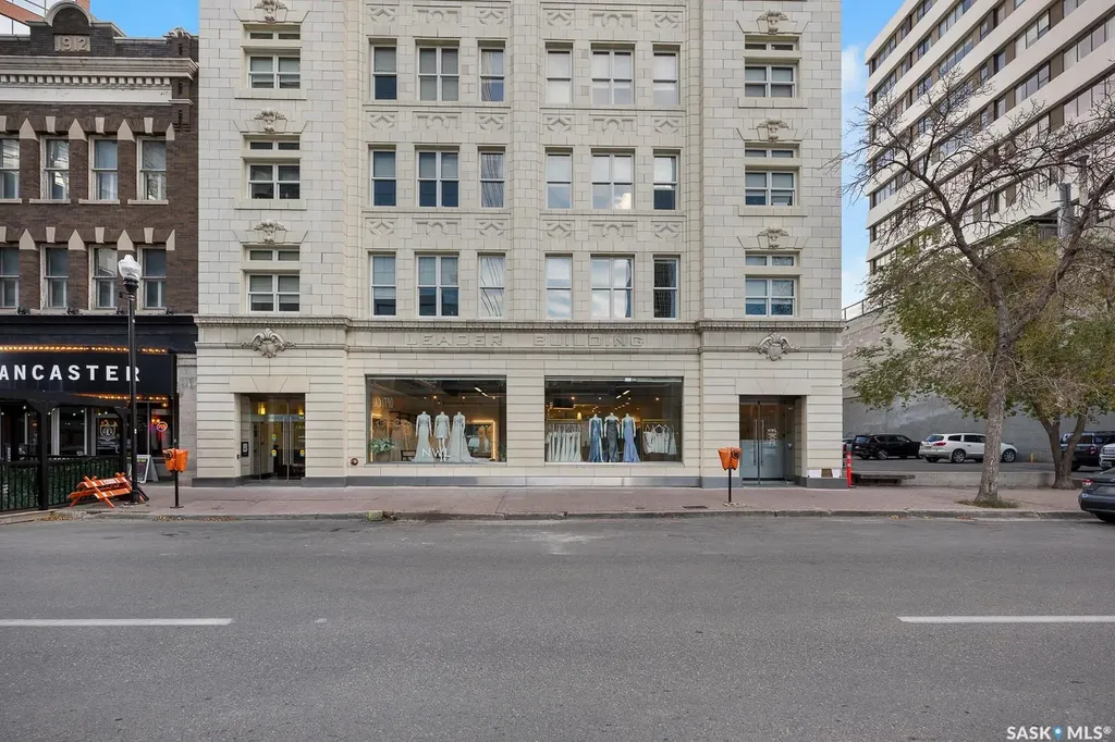 1853 Hamilton Street Regina SK S4P 2C1