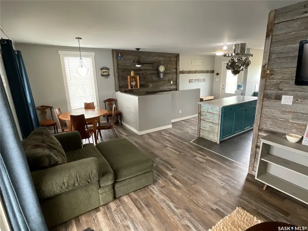 Lake Address Hoodoo Rm No. 401 SK S0K 4P0