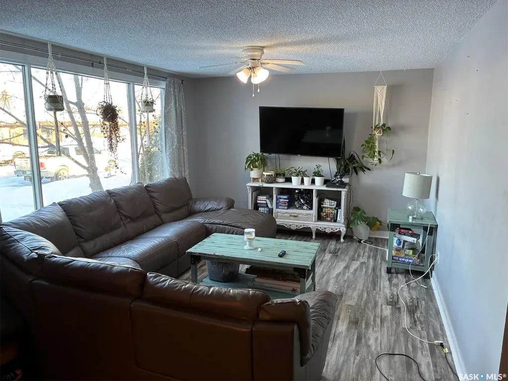 516 3rd Street W Meadow Lake SK S9X 1H1