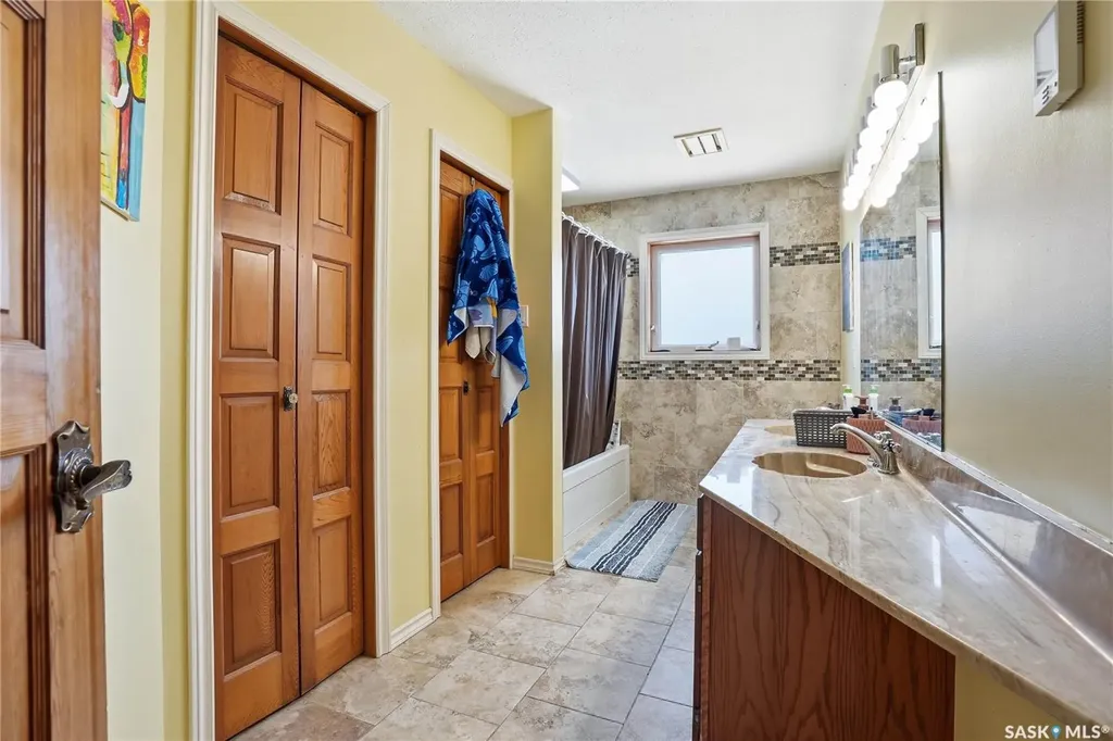 Rural Address Hoodoo Rm No. 401 SK S0K 4P0