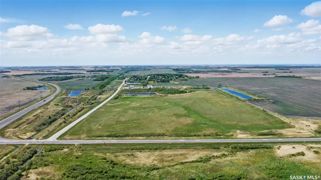 304 Railway Avenue Garden River Rm No. 490 SK S0J 1T0