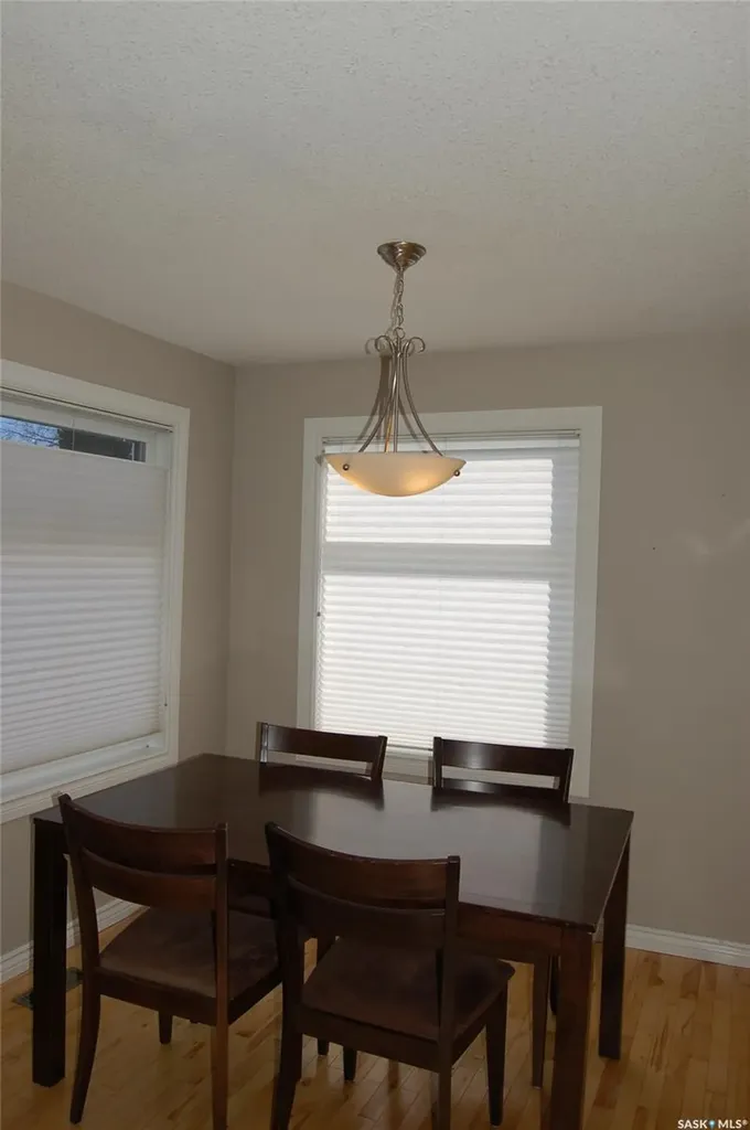 1821 Connaught Street Regina SK S4T 4T4