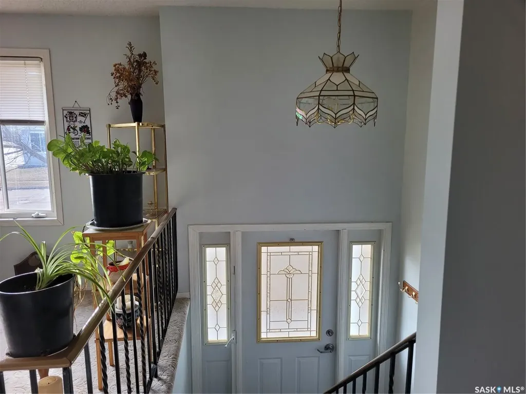 529 6th Avenue E Assiniboia SK S0H 0B0