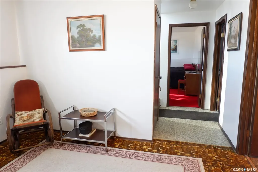 529 6th Avenue E Assiniboia SK S0H 0B0