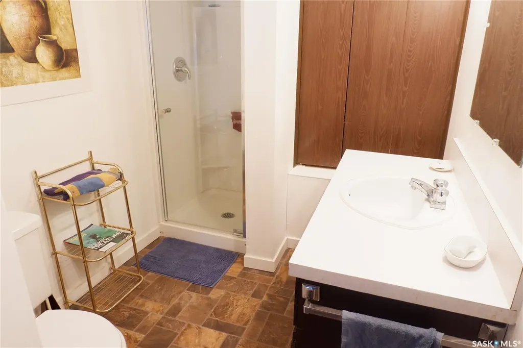 529 6th Avenue E Assiniboia SK S0H 0B0