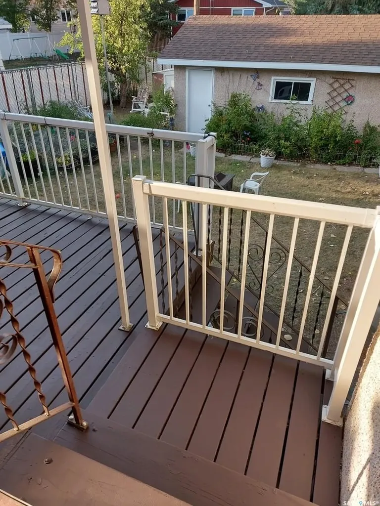 529 6th Avenue E Assiniboia SK S0H 0B0