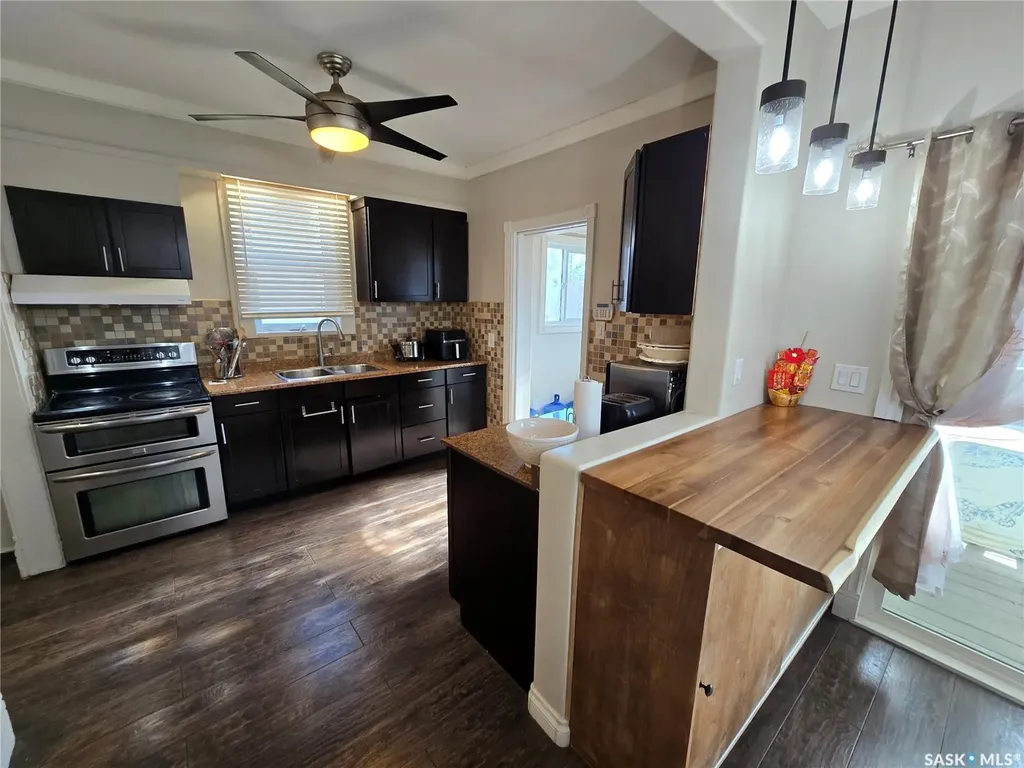 2 Prairie Avenue Weyburn SK S4H 0L1