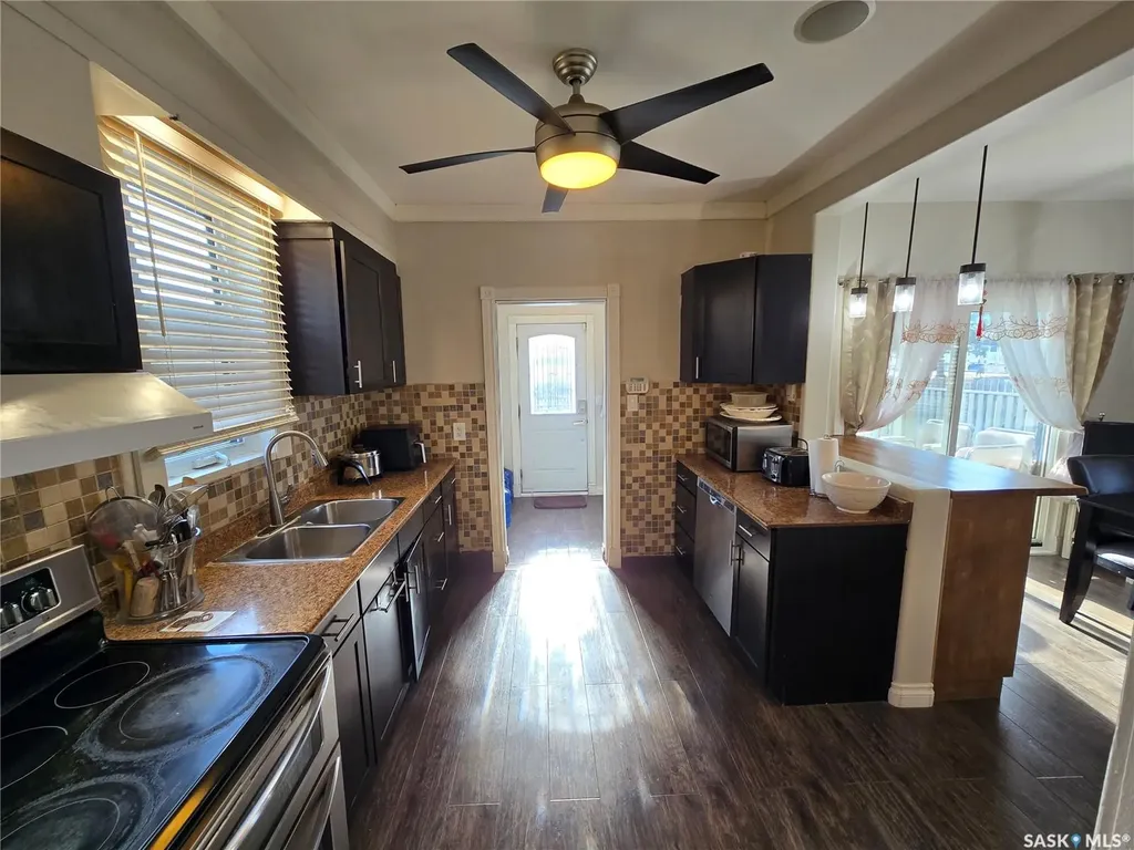 2 Prairie Avenue Weyburn SK S4H 0L1