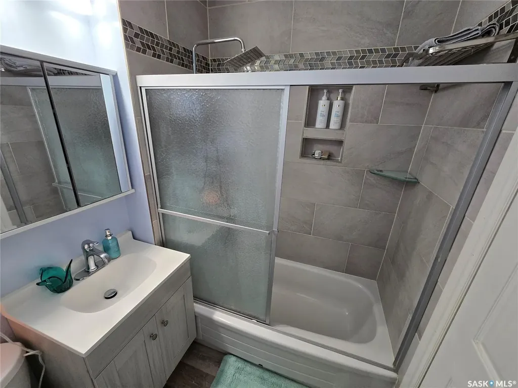 2 Prairie Avenue Weyburn SK S4H 0L1
