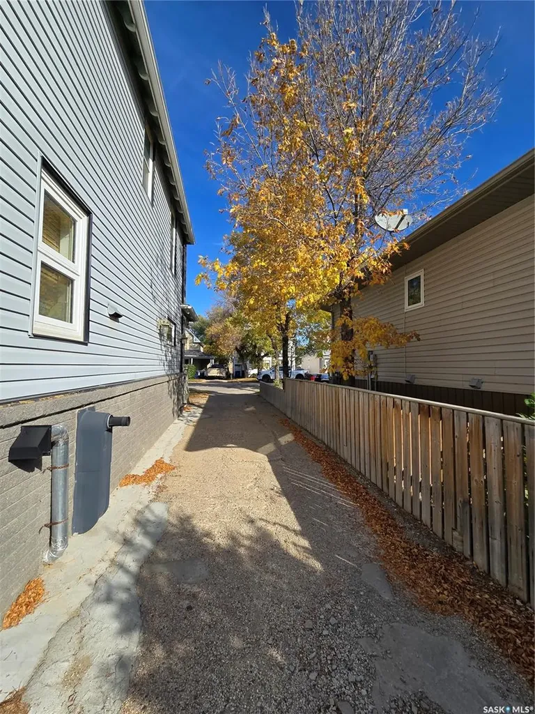 2 Prairie Avenue Weyburn SK S4H 0L1