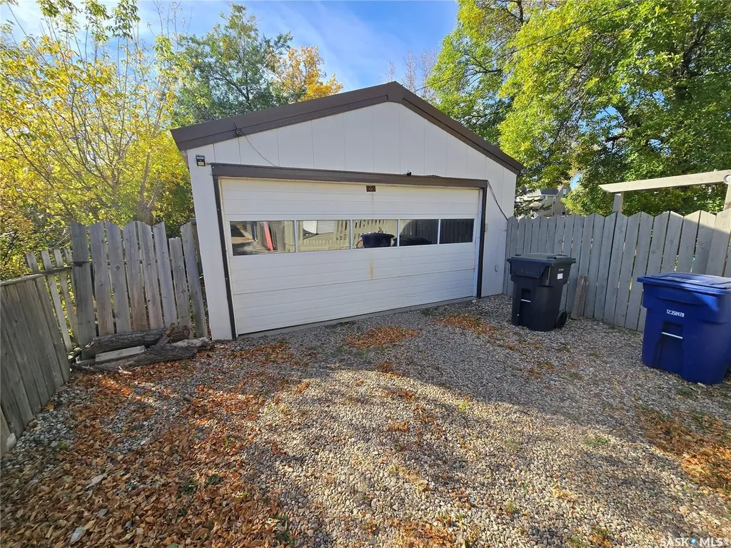 2 Prairie Avenue Weyburn SK S4H 0L1