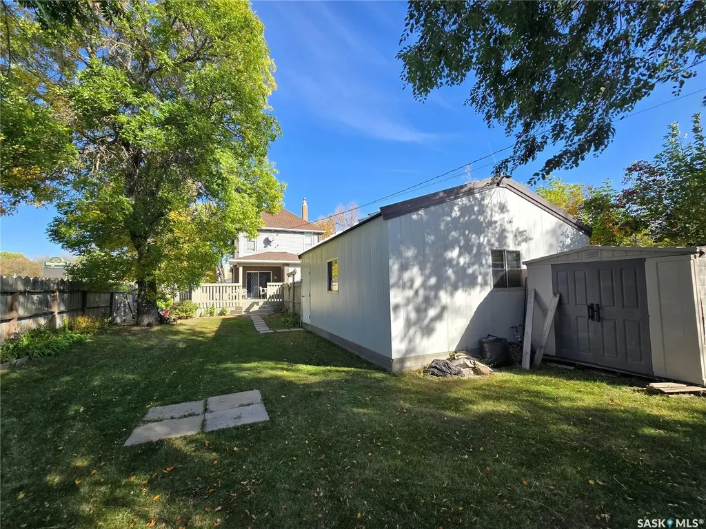 2 Prairie Avenue Weyburn SK S4H 0L1