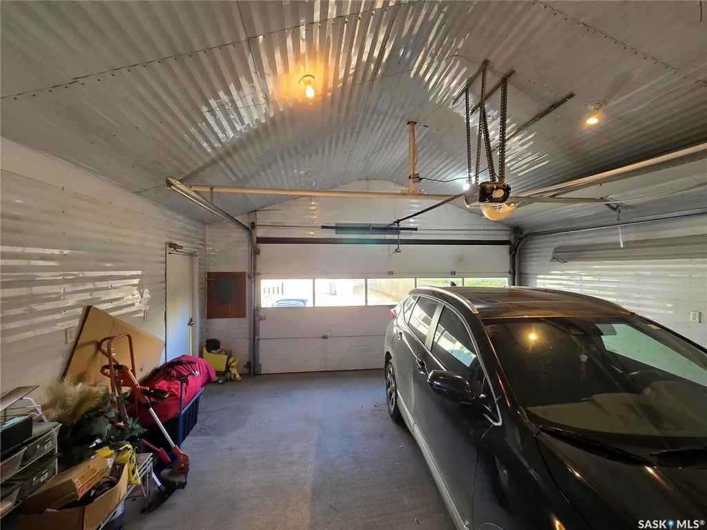 2 Prairie Avenue Weyburn SK S4H 0L1