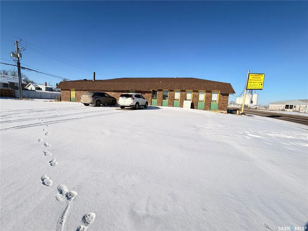 305 1st Avenue W Assiniboia SK S0H 0B0