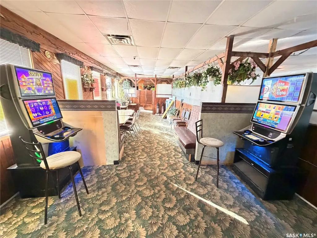 305 1st Avenue W Assiniboia SK S0H 0B0