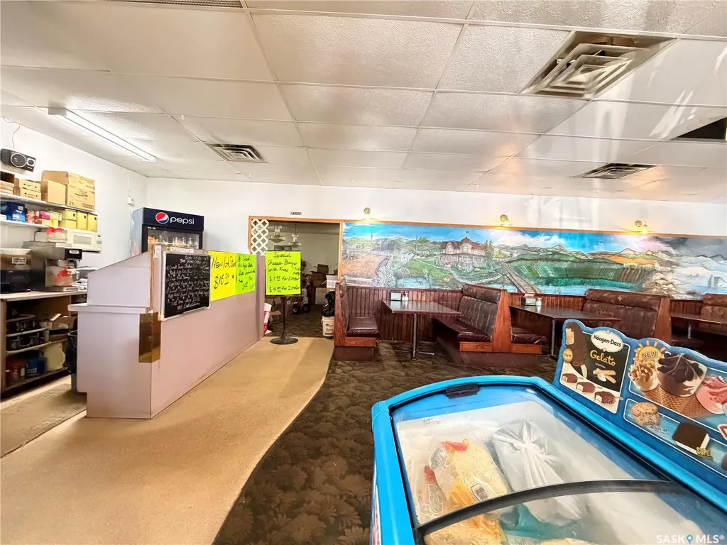 305 1st Avenue W Assiniboia SK S0H 0B0
