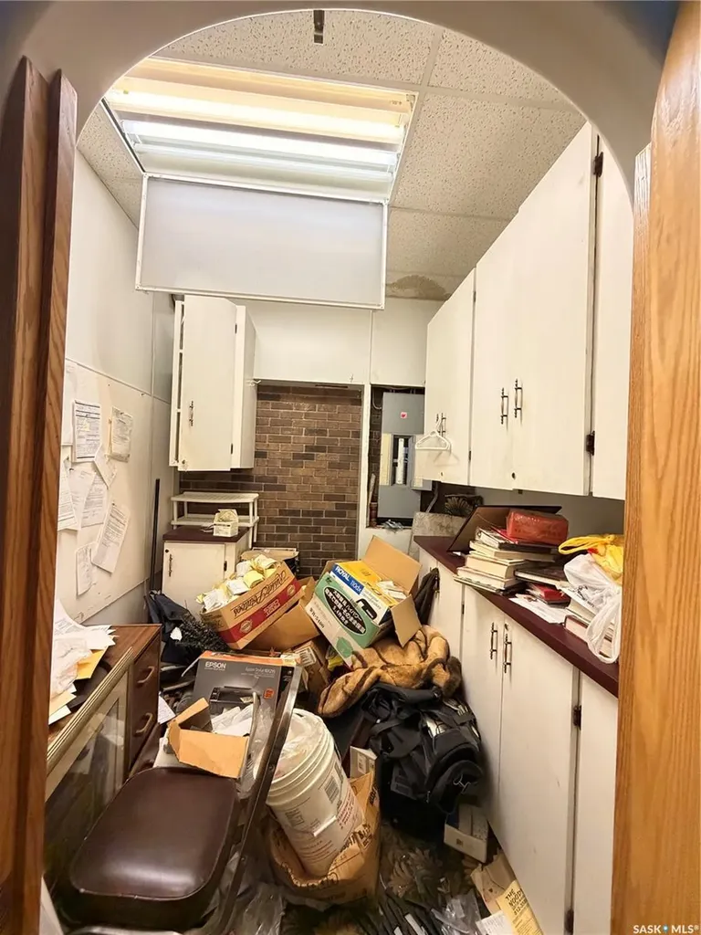 305 1st Avenue W Assiniboia SK S0H 0B0