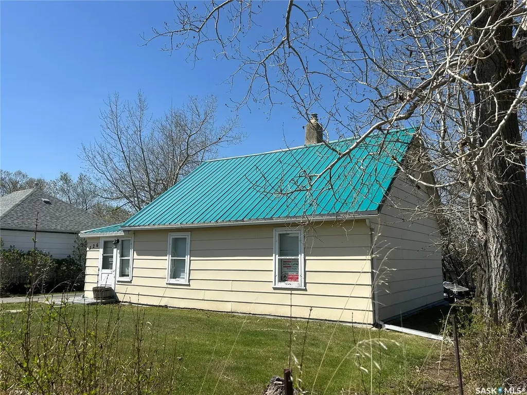 326 Taylor Street Bienfait SK S0C 0M0