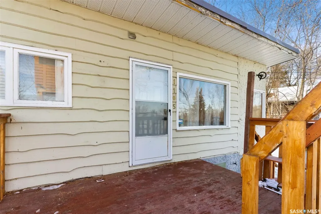 1105 5th Avenue Regina Beach SK S0G 4C0