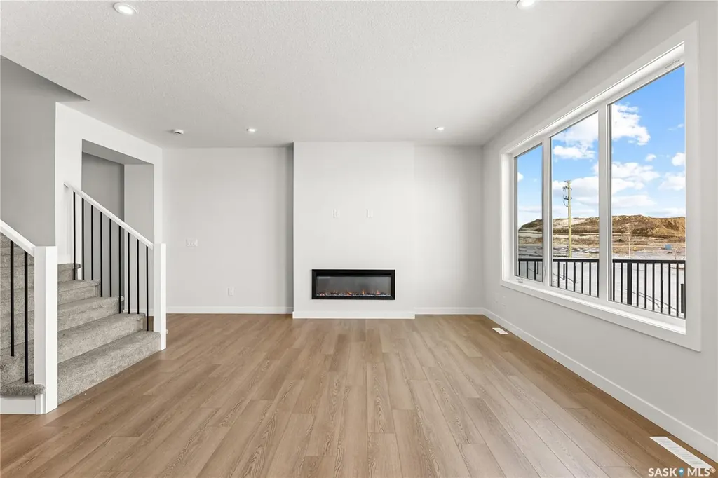 279 Nazarali Way Saskatoon SK S7V 1X6