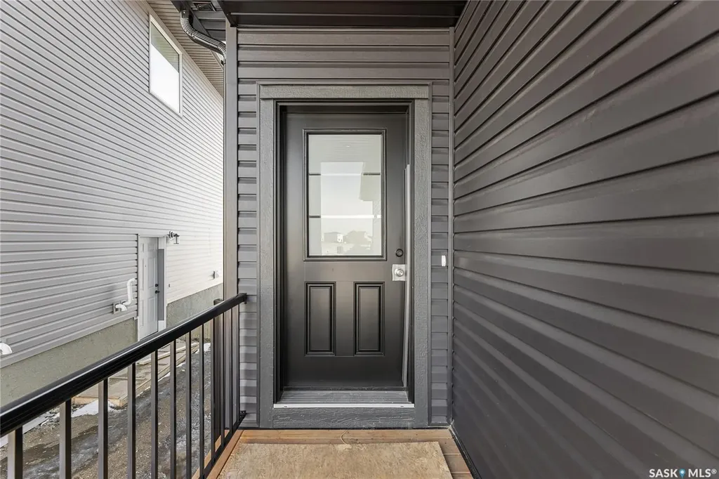 279 Nazarali Way Saskatoon SK S7V 1X6