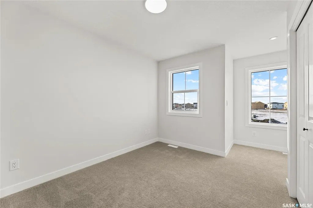 279 Nazarali Way Saskatoon SK S7V 1X6