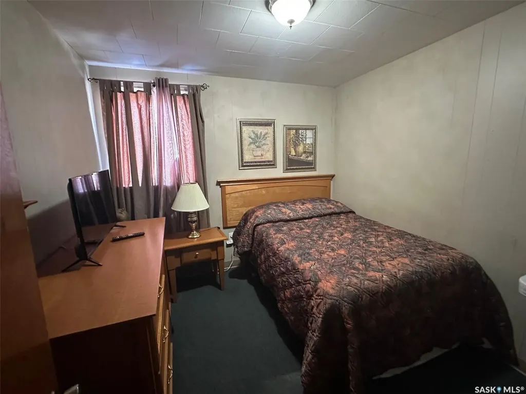 115 Main Street Limerick SK S0H 2P0