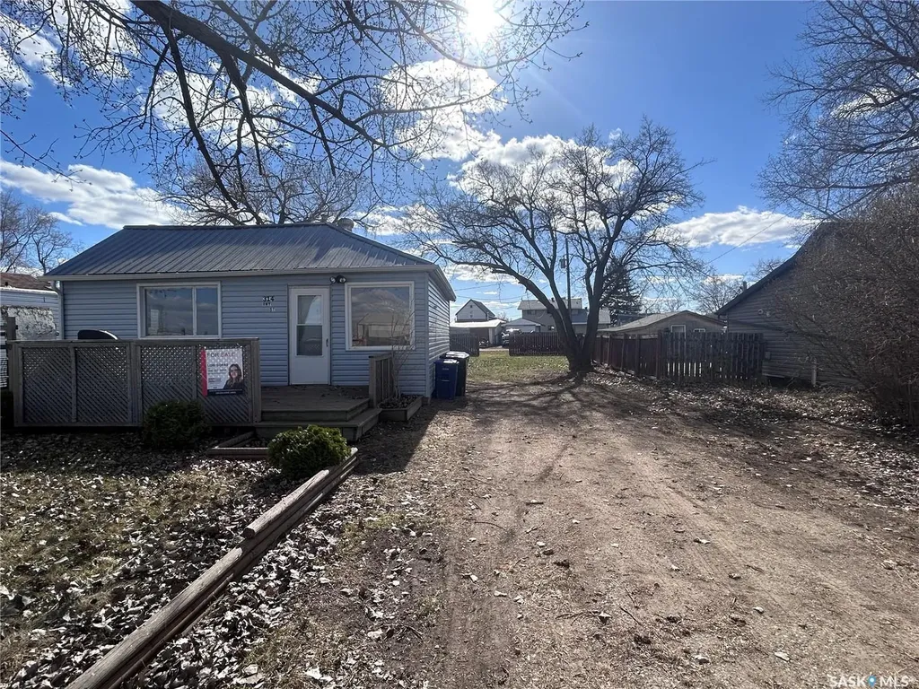314 Railway Street Bienfait SK S0C 0M0