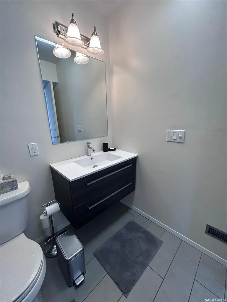 314 Railway Street Bienfait SK S0C 0M0