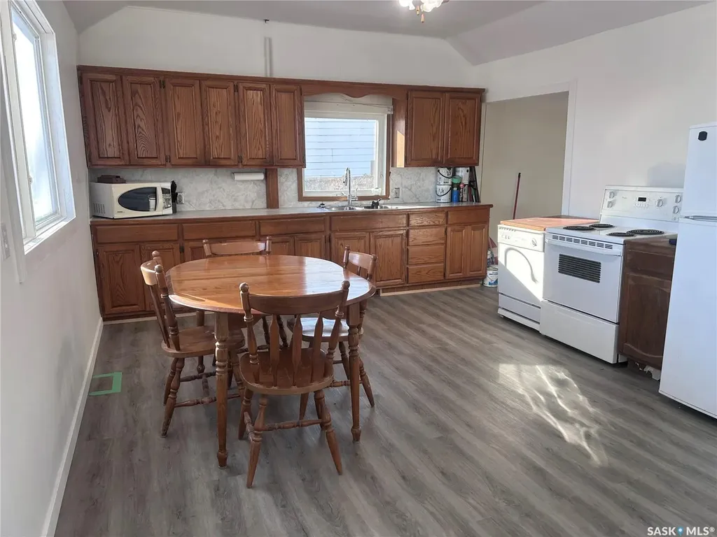 314 Railway Street Bienfait SK S0C 0M0