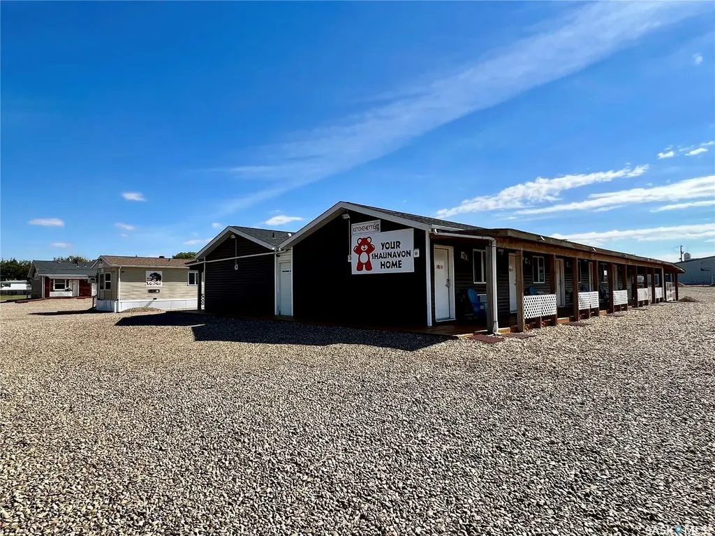 554 5th Avenue W Shaunavon SK S0N 2M0