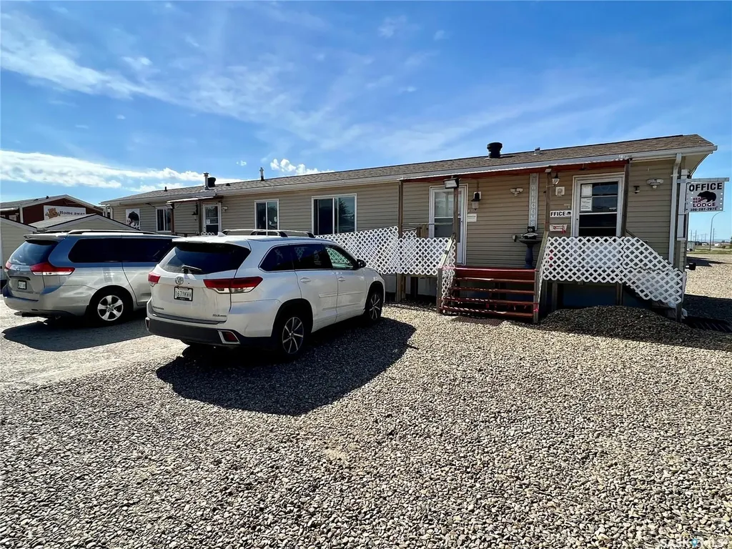 554 5th Avenue W Shaunavon SK S0N 2M0