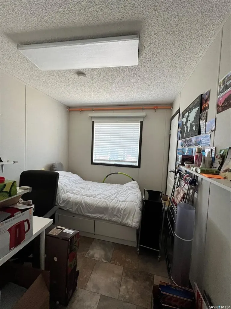 554 5th Avenue W Shaunavon SK S0N 2M0