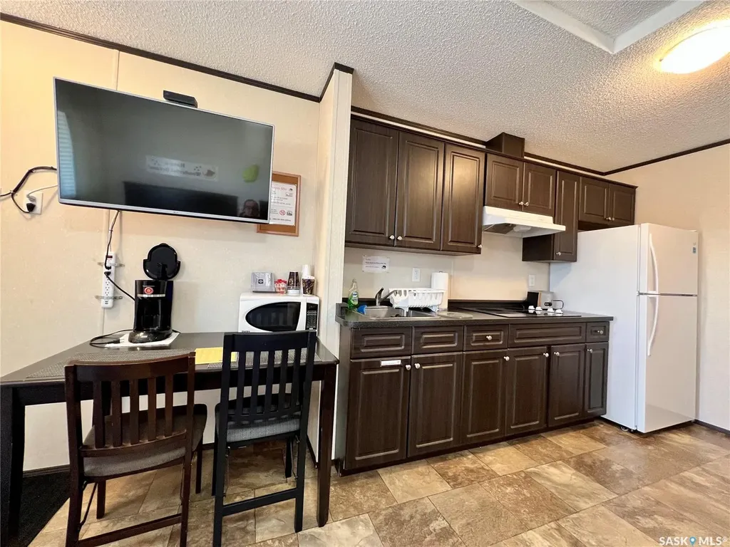 554 5th Avenue W Shaunavon SK S0N 2M0