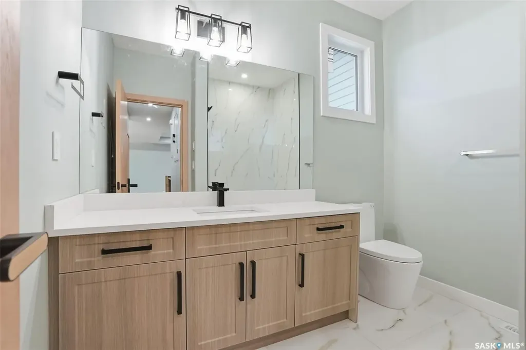 8 Cardinal Drive Dundurn Rm No. 314 SK S7C 0C3