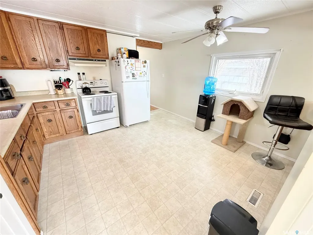 148 Laing Crescent Weyburn SK S4H 2R9