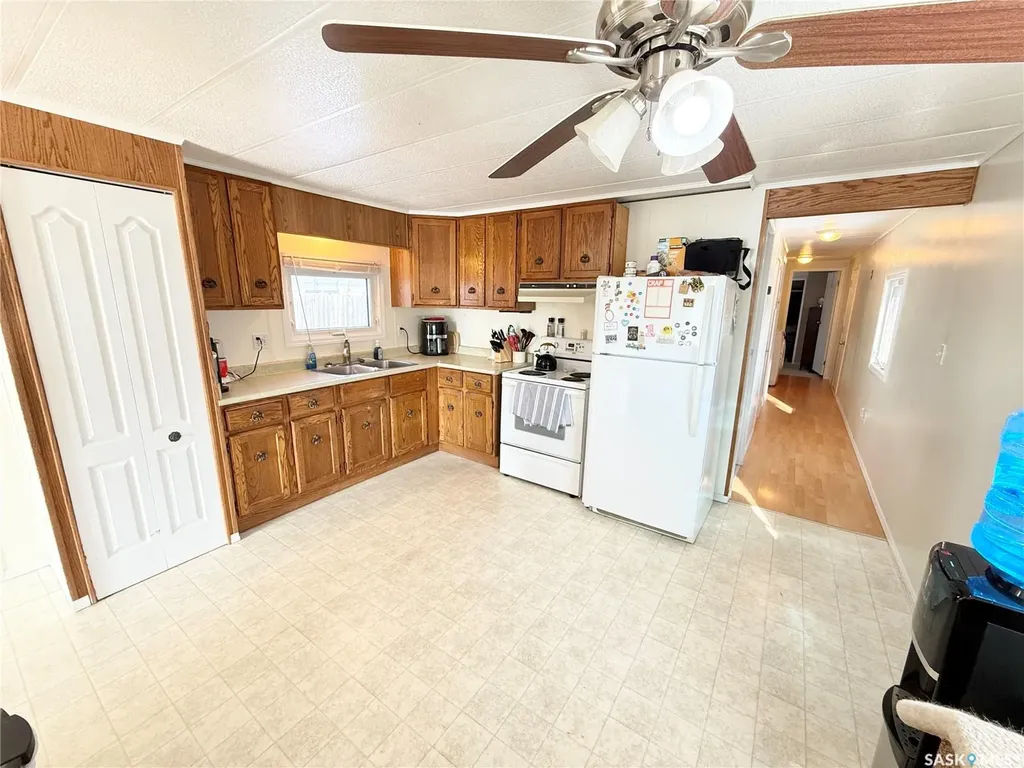 148 Laing Crescent Weyburn SK S4H 2R9