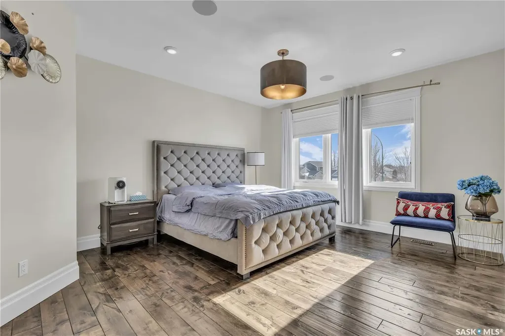 438 Horlick Manor Saskatoon SK S7N 2J6