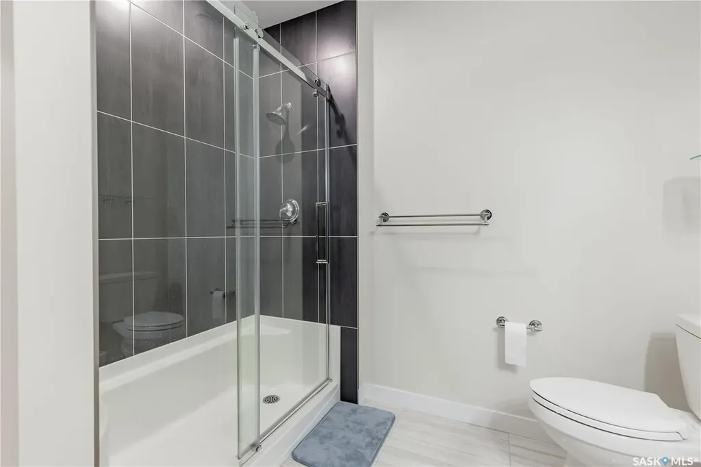 438 Horlick Manor Saskatoon SK S7N 2J6